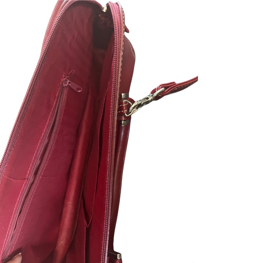 Red Purse - Picture 3 of 3